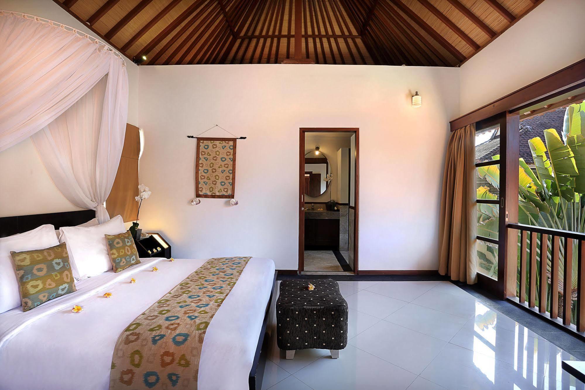 Dampati Villas サヌール 外观 照片