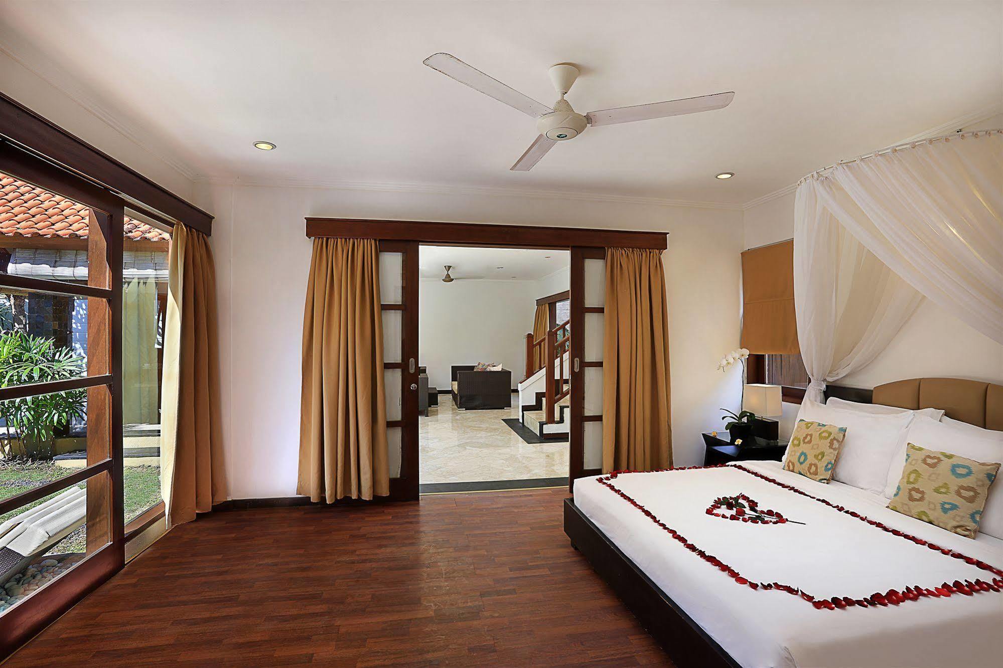 Dampati Villas サヌール 外观 照片